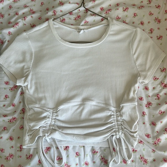 Garage Rutched Drawstring Seamed Short Sleeve Cropped Tee - Picture 3 of 4